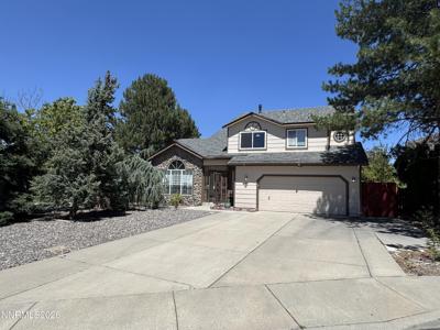 998 Edgecliff Drive