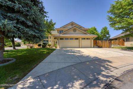 4413 Desert Hills Court