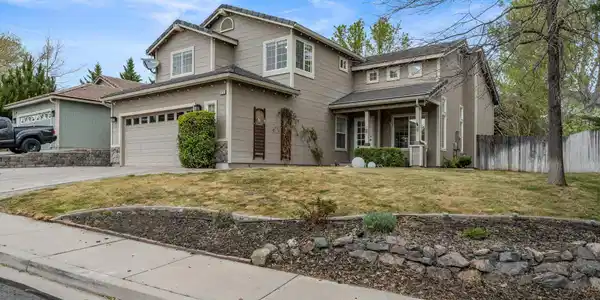 3015 Fairlands Drive