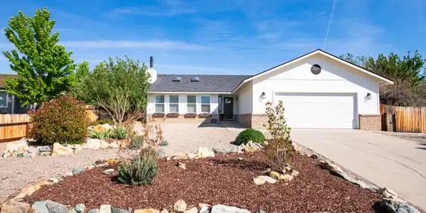 625 Adaline Way