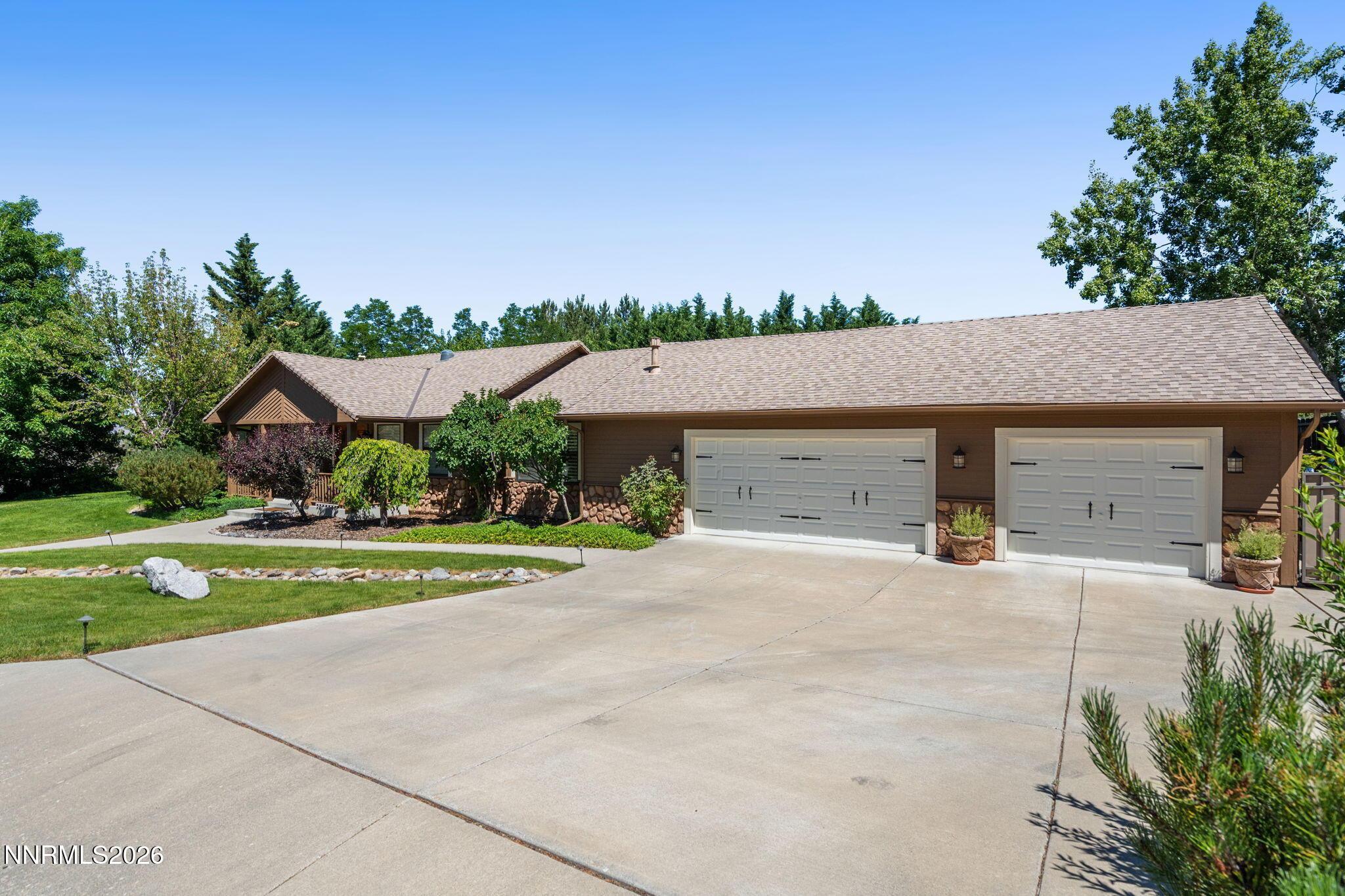 Image 3: 4-web-or-mls-DSC07716
