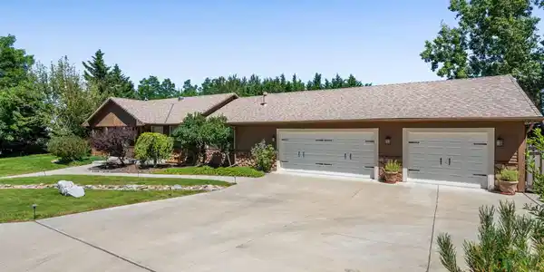 Image 3: 4-web-or-mls-DSC07716
