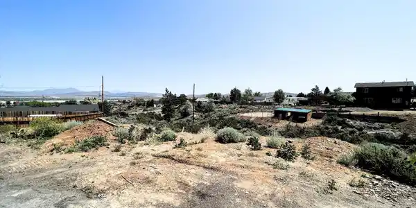 2425 Haida Court