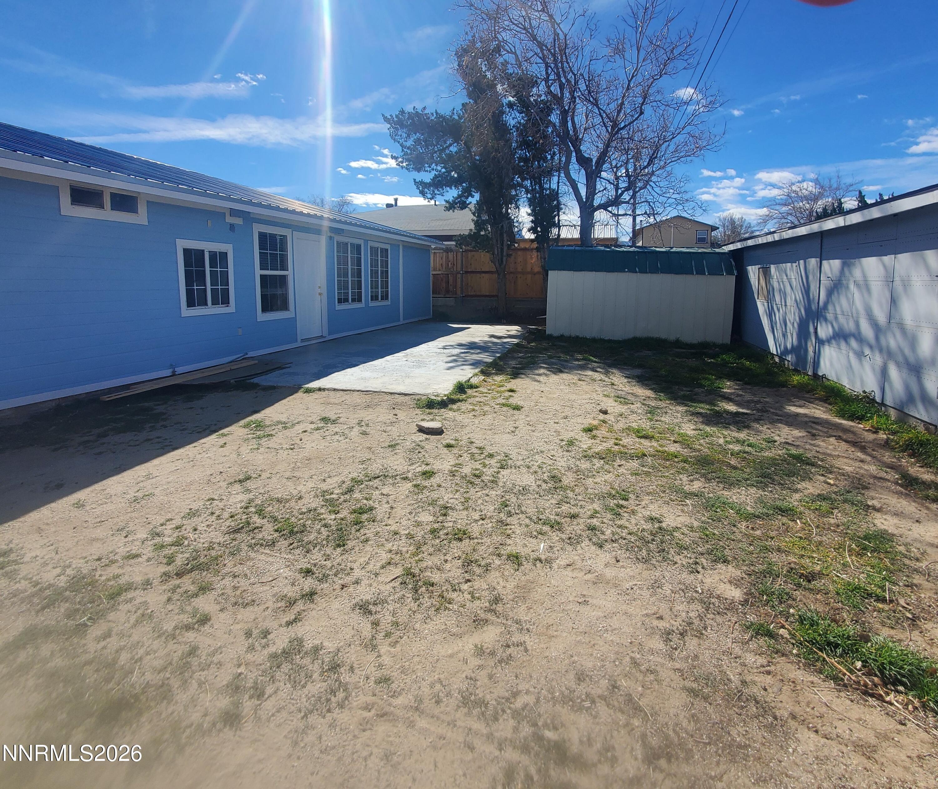 Image 3: 341 baker back 1