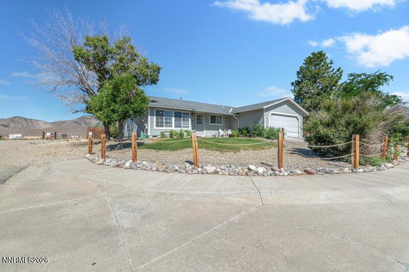 Image 3: 561 Yellow Jacket Road (1 of 26)