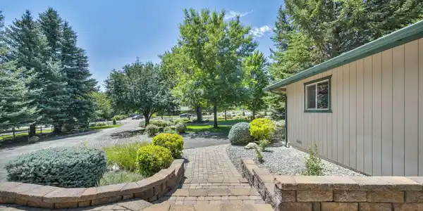 Image 3: 10-web-or-mls-274-beverly-way