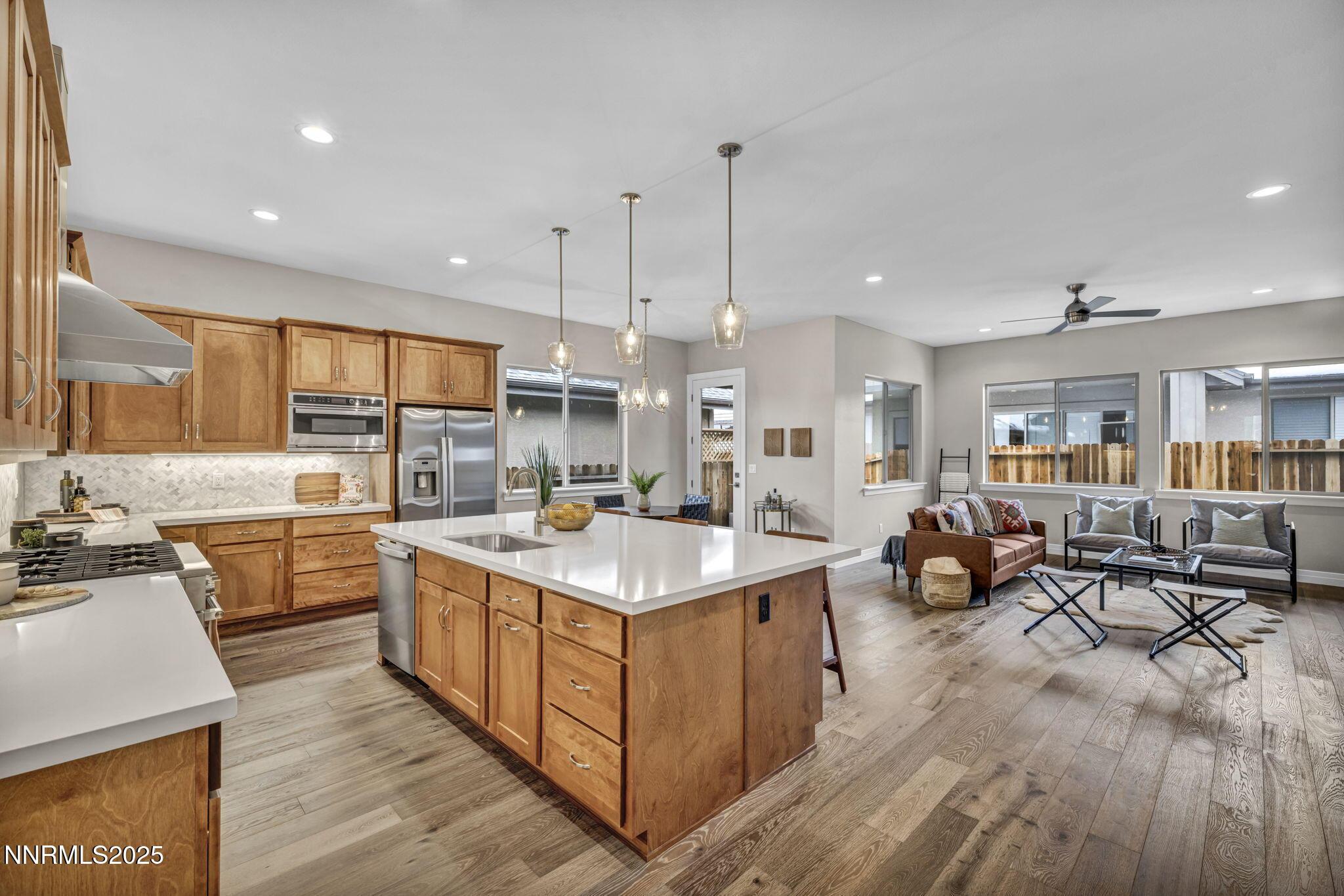 Image 4: 6-web-or-mls-2911-cambria-lp (1)