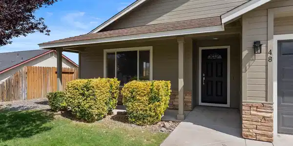 Image 3: 05-48 Conner Way-104