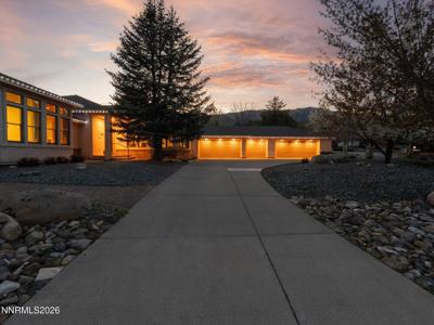 2555 S Wellington