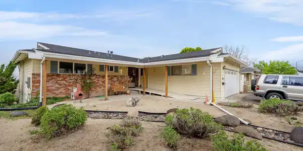 2685 Everett Drive