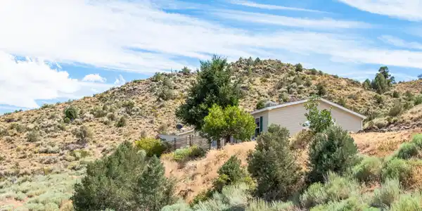 Image 4: 3769 Arden Way-2