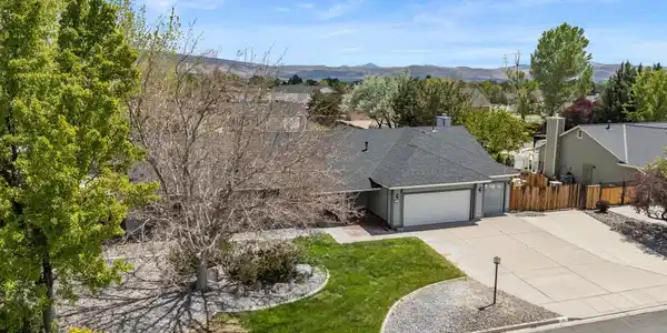Image 2: 115 Bridle Path Terrace-153