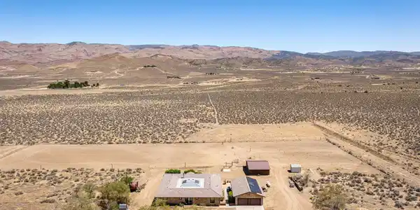 Image 3: 3-web-or-mls-DJI_20260731092251_0219_D