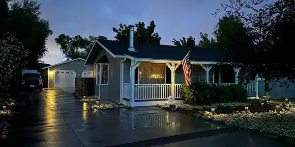 1406 Topaz Lane