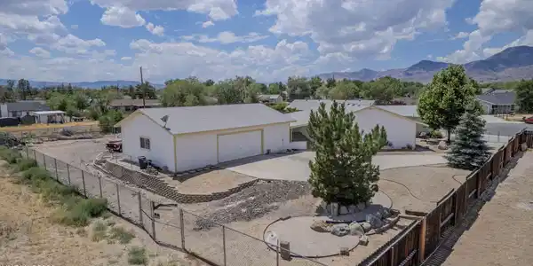 Image 4: 24-web-or-mls-DJI_0501