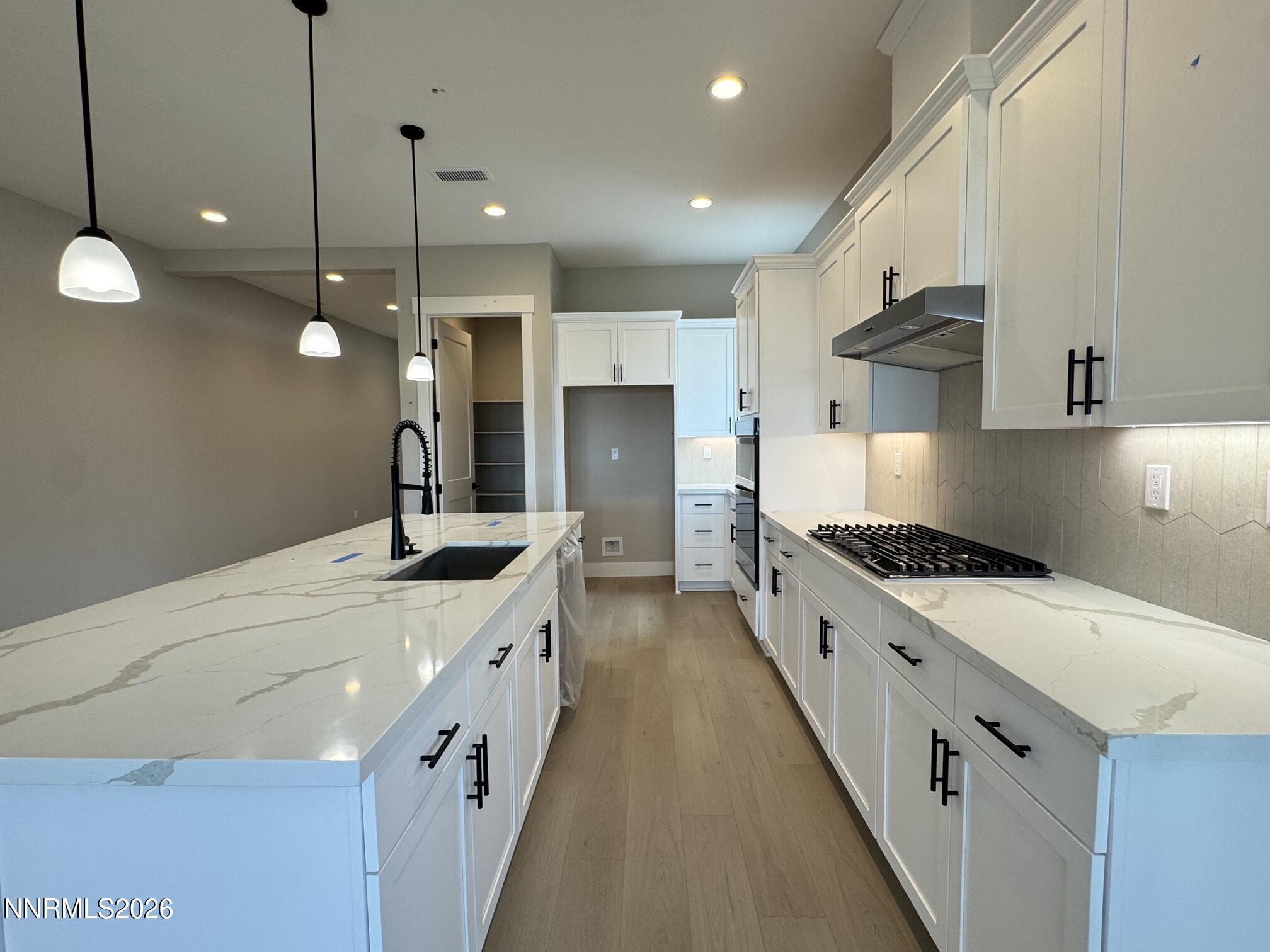 Image 2: Kitchen