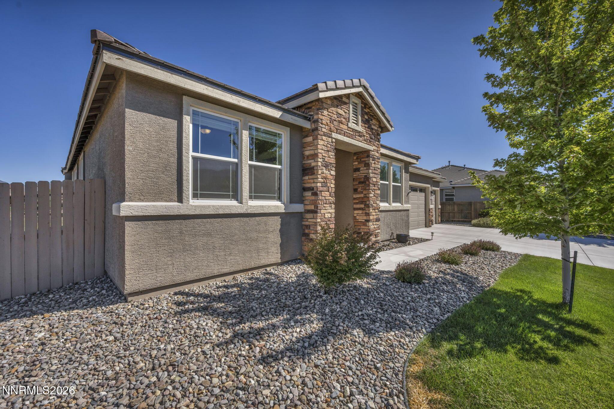 Image 3: 3-web-or-mls-510-stonehaven-ct