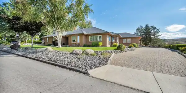 6083 McDowell Road