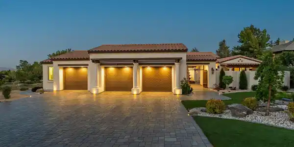 4485 Mountaingate Drive