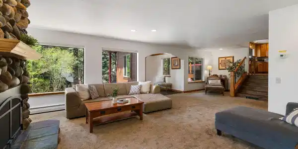 761 Eagle Drive