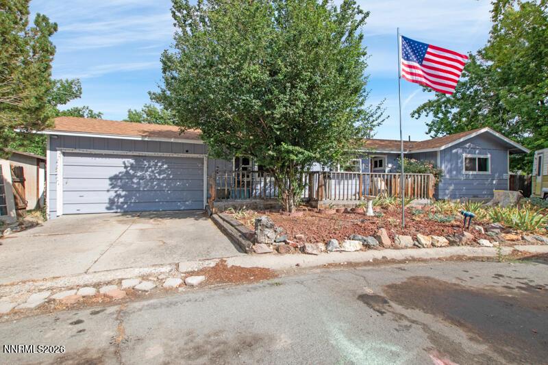 Image 1: 5 Kimberly Circle (1 of 23)