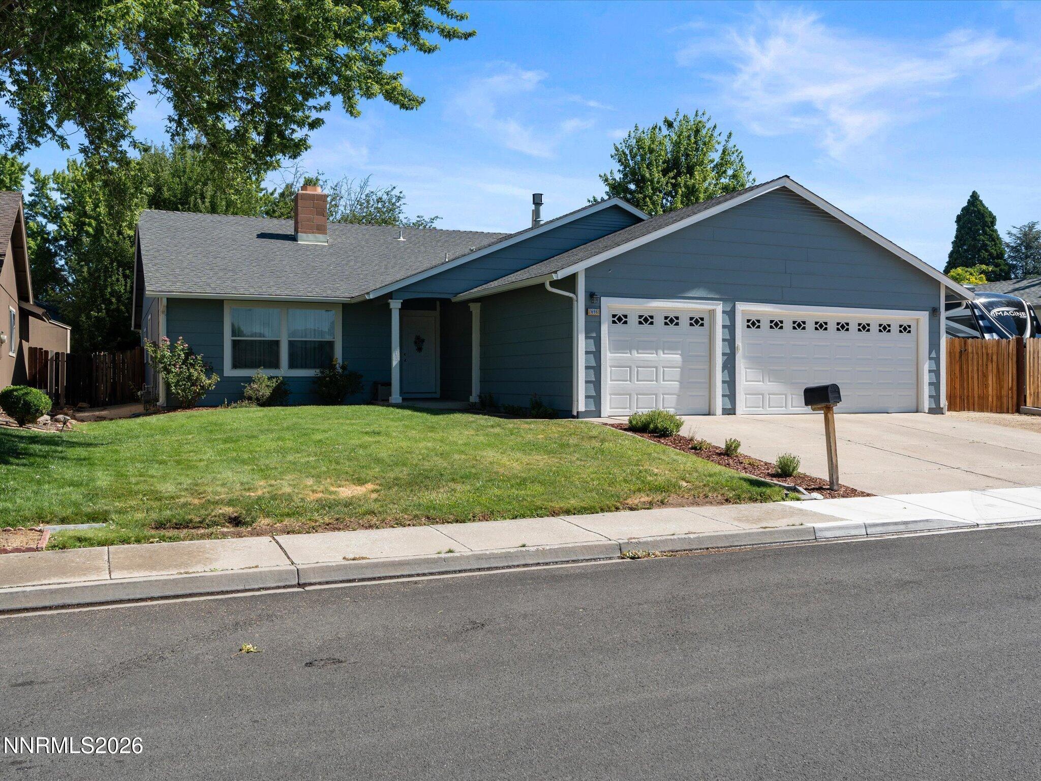 Image 2: 02-1698 Candlewood St-101
