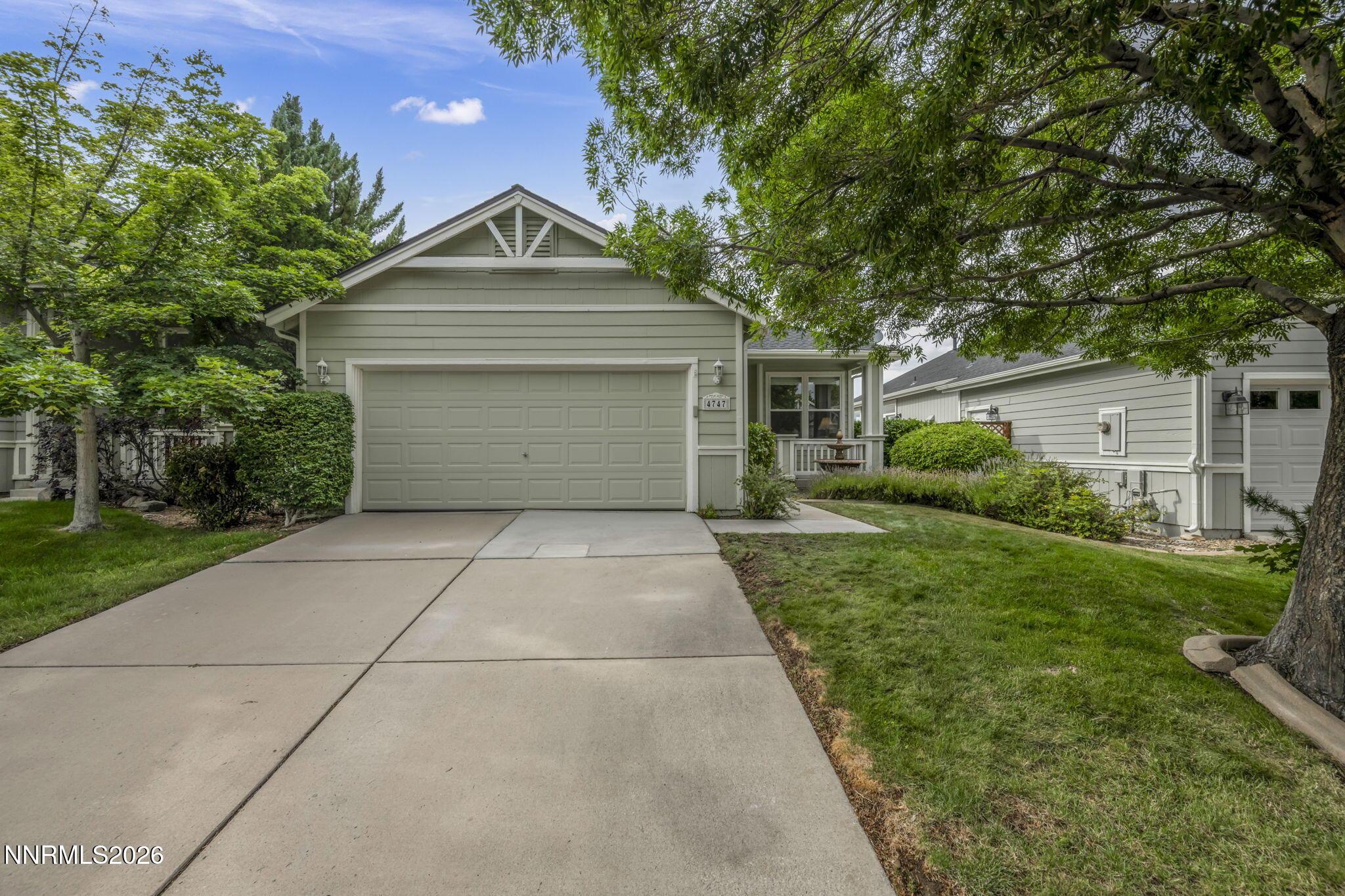 Image 2: 4-web-or-mls-4747-bradford-ln