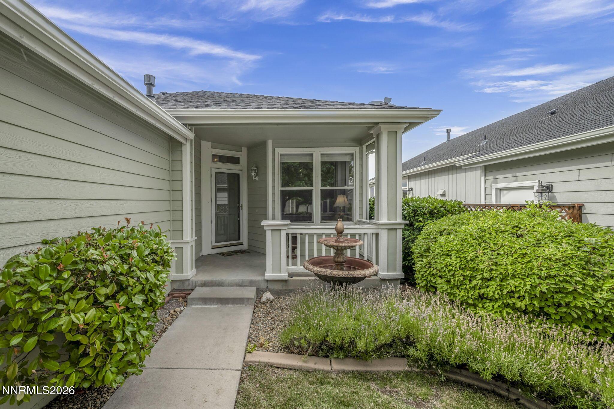 Image 3: 6-web-or-mls-4747-bradford-ln