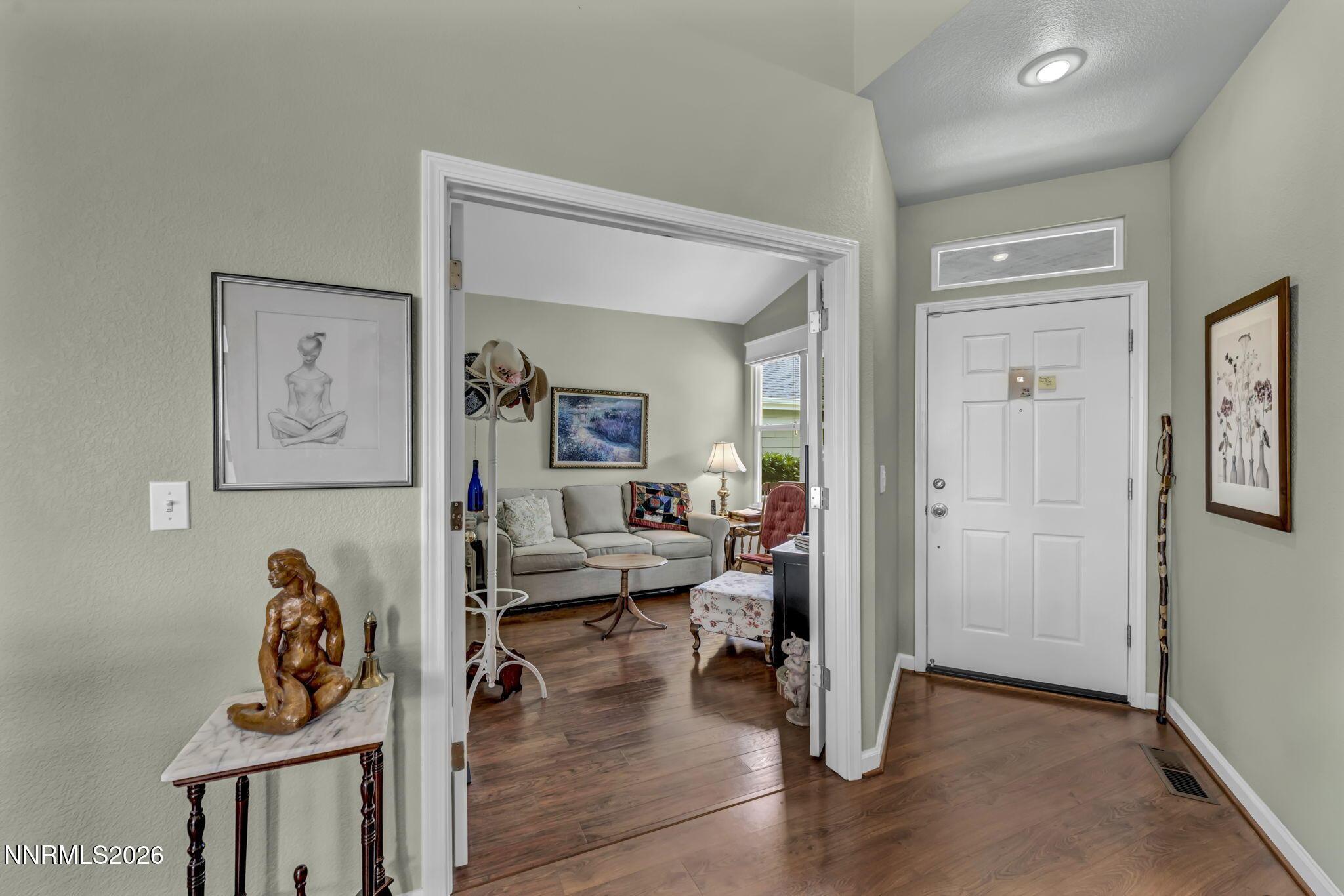 Image 4: 24-web-or-mls-4747-bradford-ln