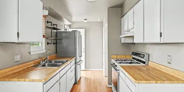 Image 4: 4