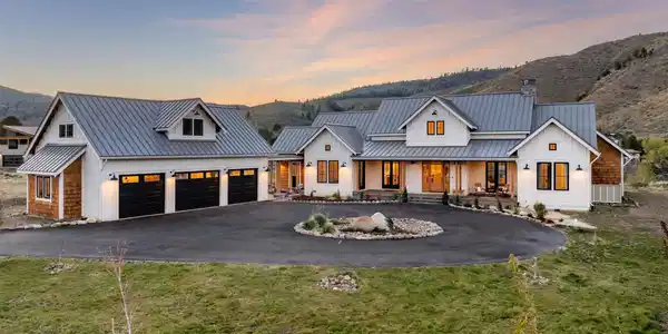 411 River Pines Drive