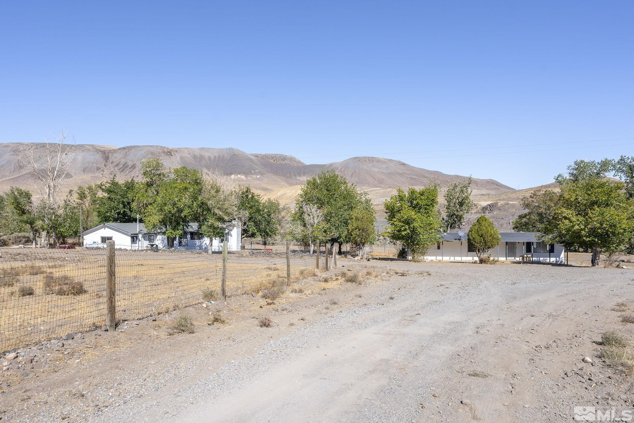Image 4: Photo 4