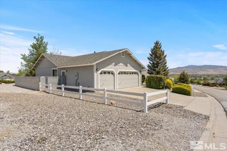 1349 Nightingale Way