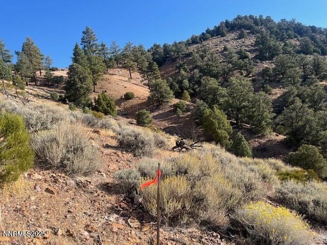 Image 1: Corner