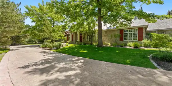 7123 Franktown Road