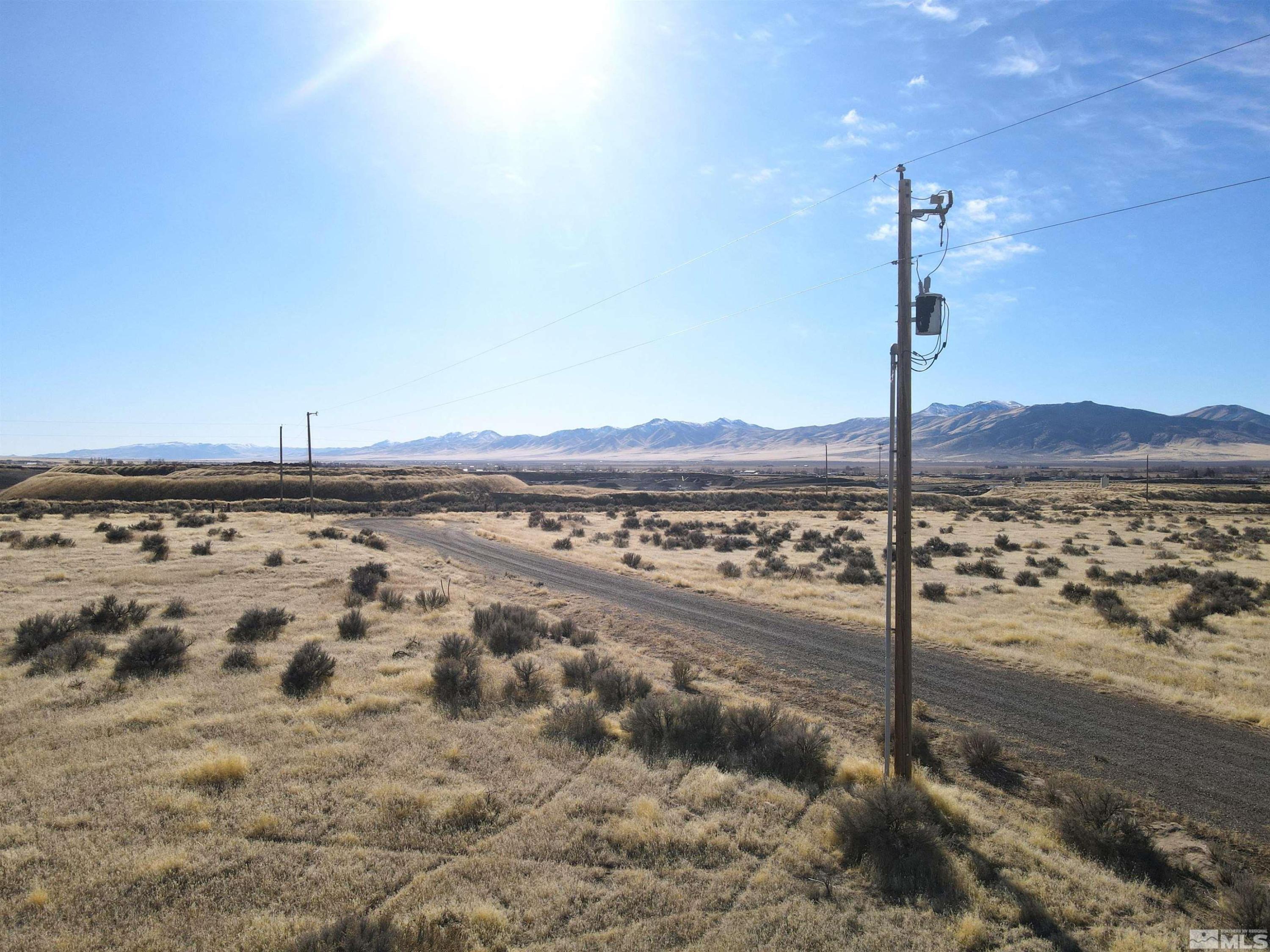 Image 2: Photo 1