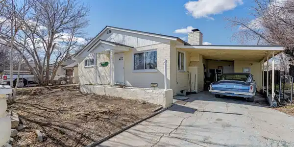1855 Desna Street