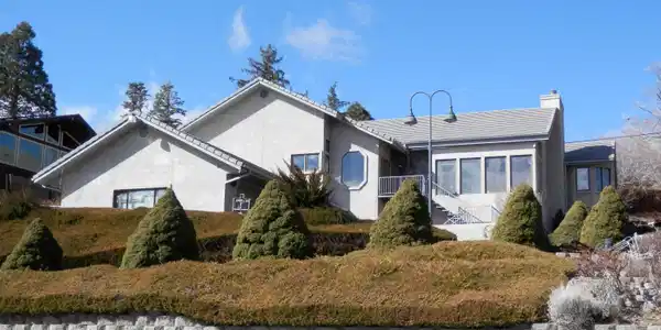 2155 Skyline Boulevard