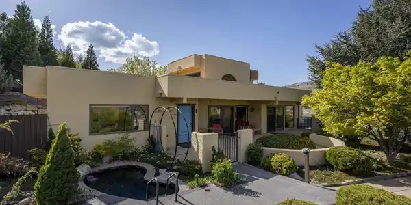 80 Mule Deer Court