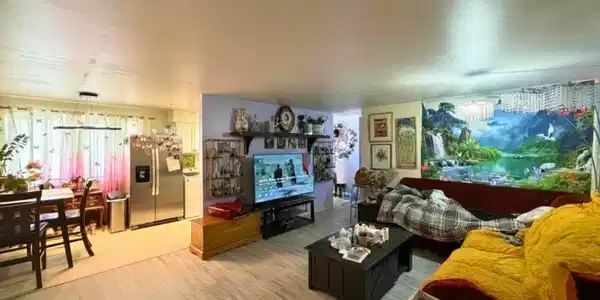 Image 3: living room