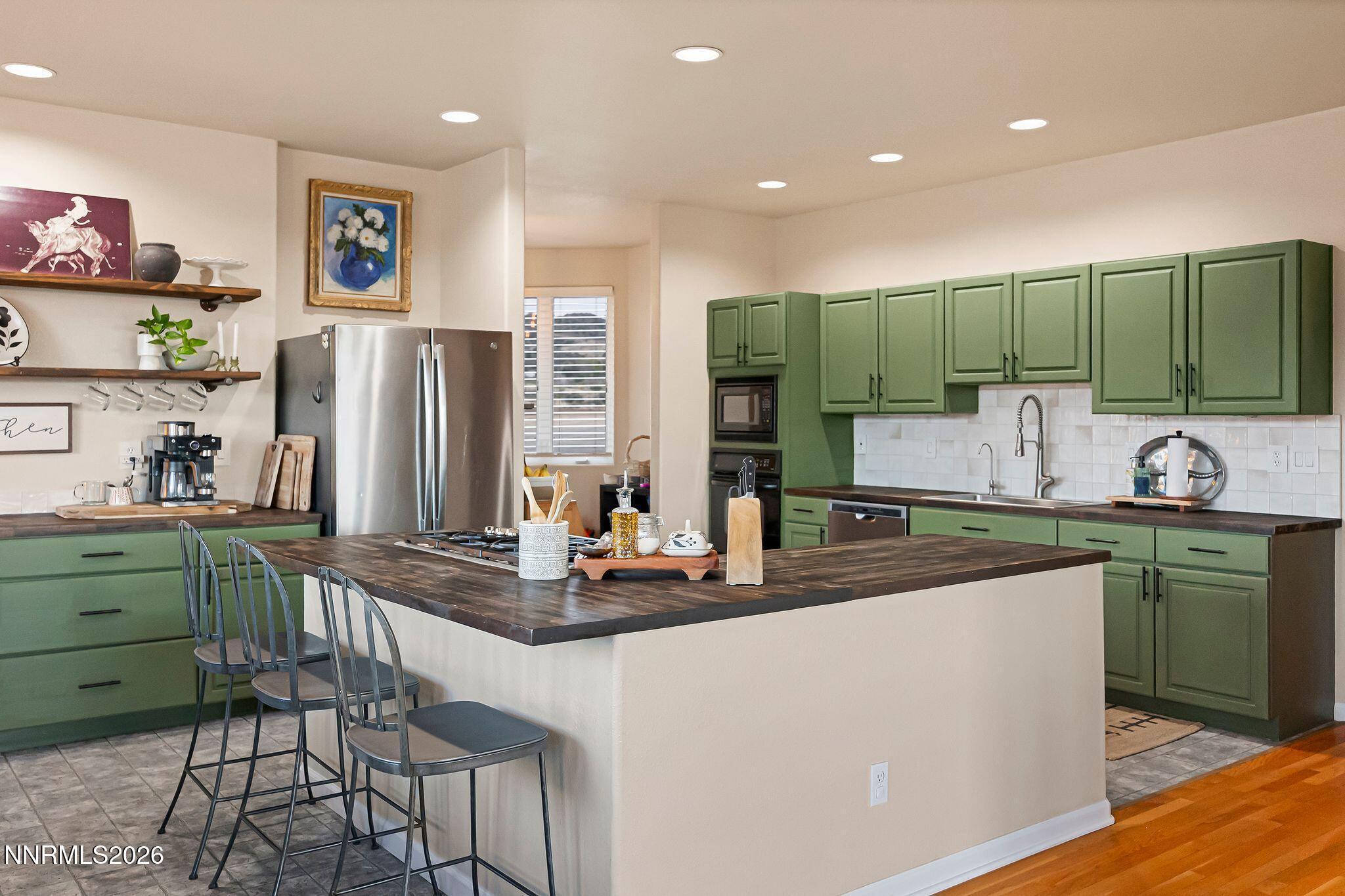 Image 2: 13_HillPropertyMedia Team - 3900 Amy Rd,
