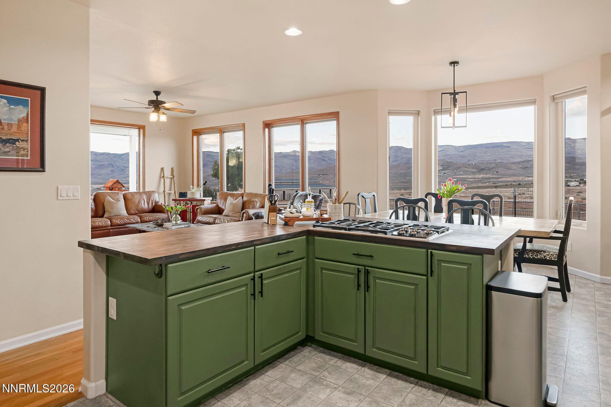 Image 3: 16_HillPropertyMedia Team - 3900 Amy Rd,