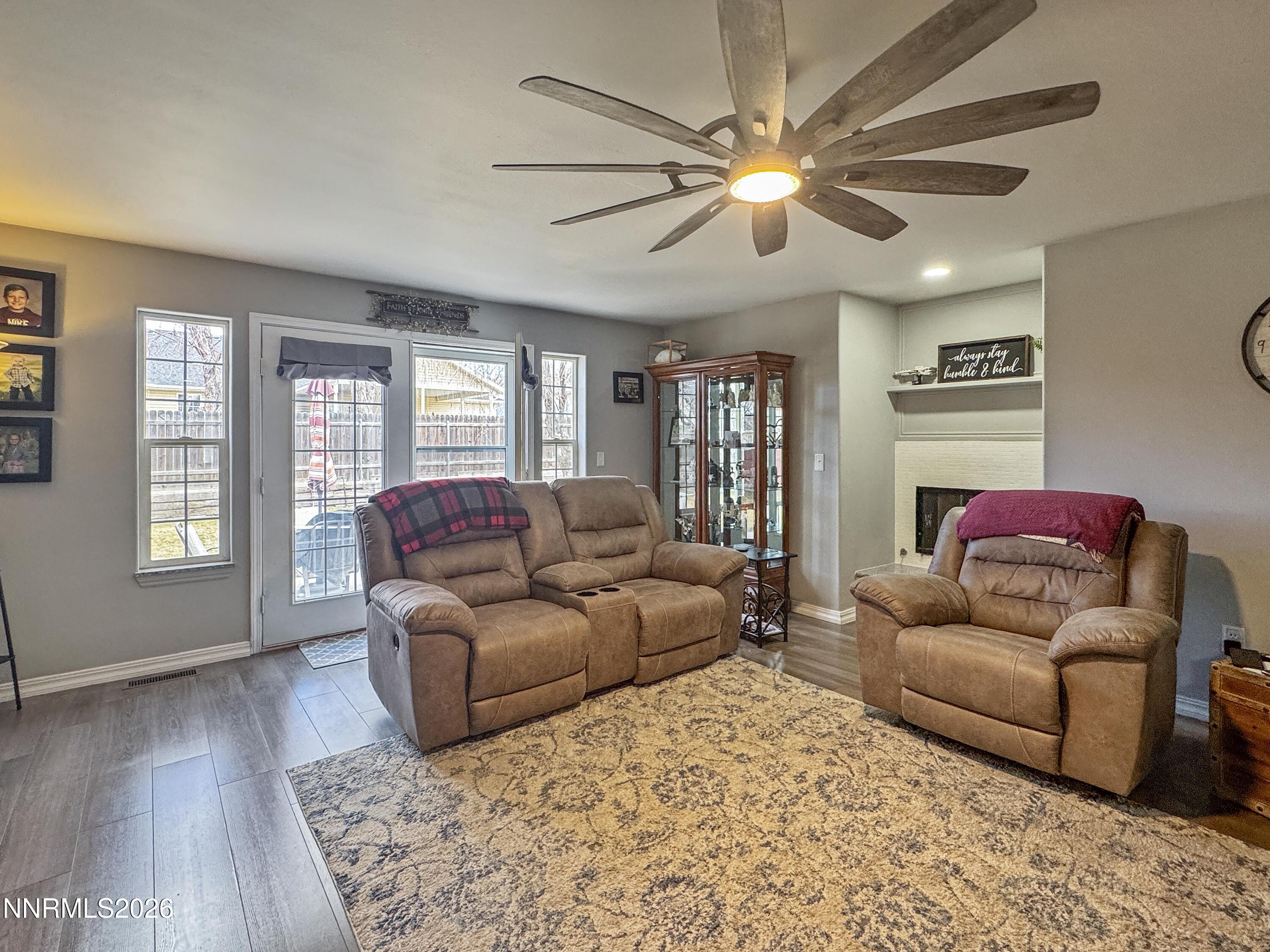 Image 2: 61ea4e29d74f0559628548e78cb31019a29ae727