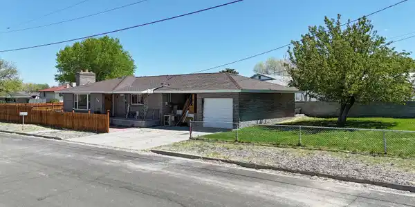 100 Pleasant Street