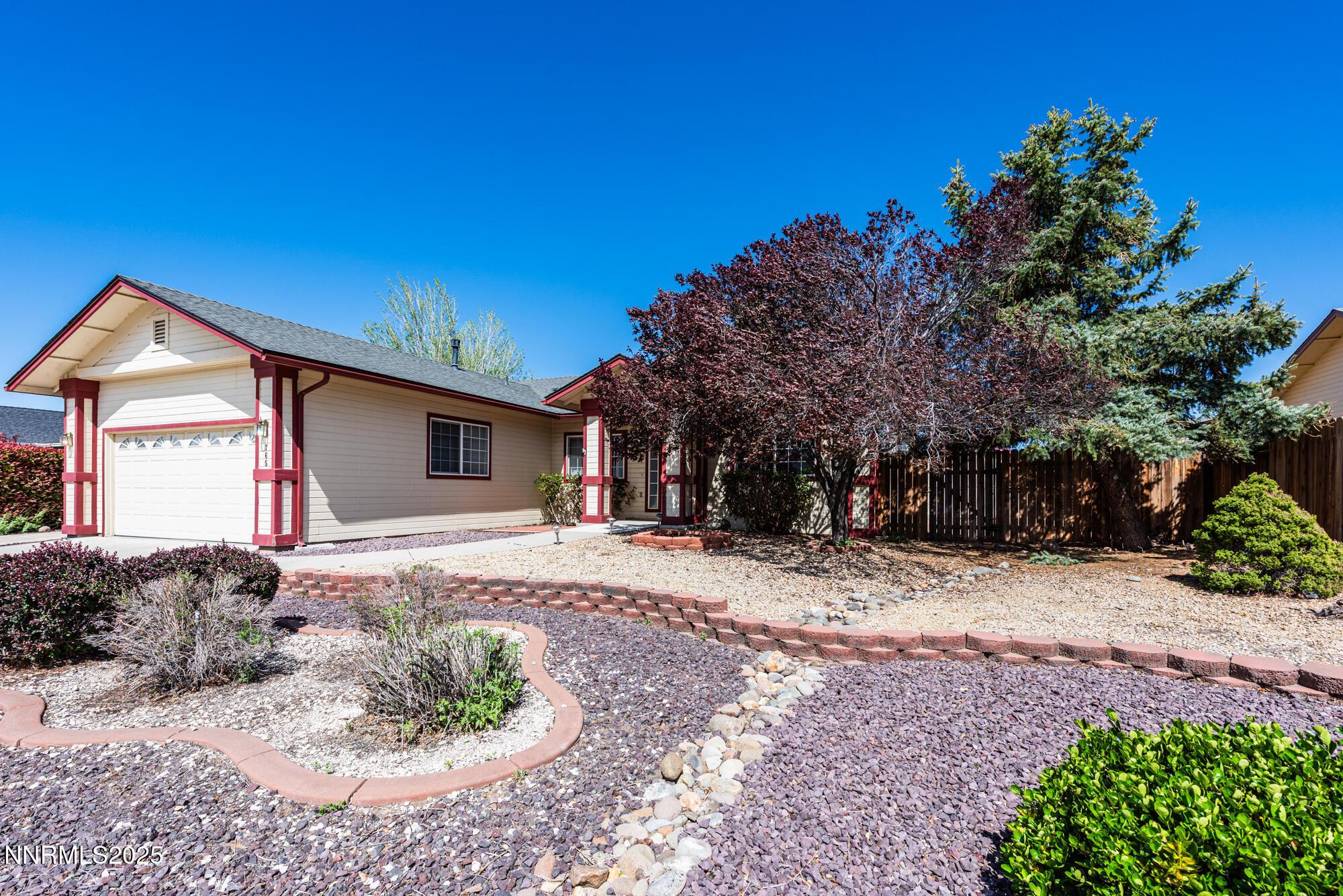 Image 2: 765 Sunnyside Ct-4