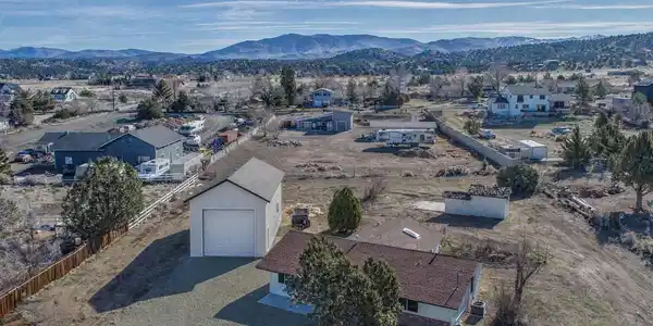 639 Mustang Lane