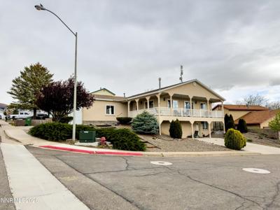 300 Mesa Way