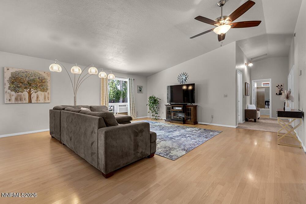 Image 4: Great Room2 1000x700