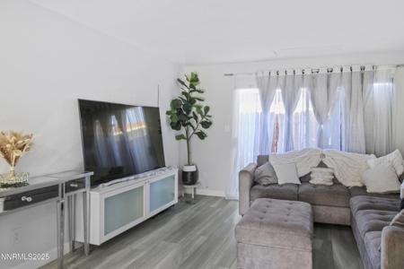 863 Nutmeg Place