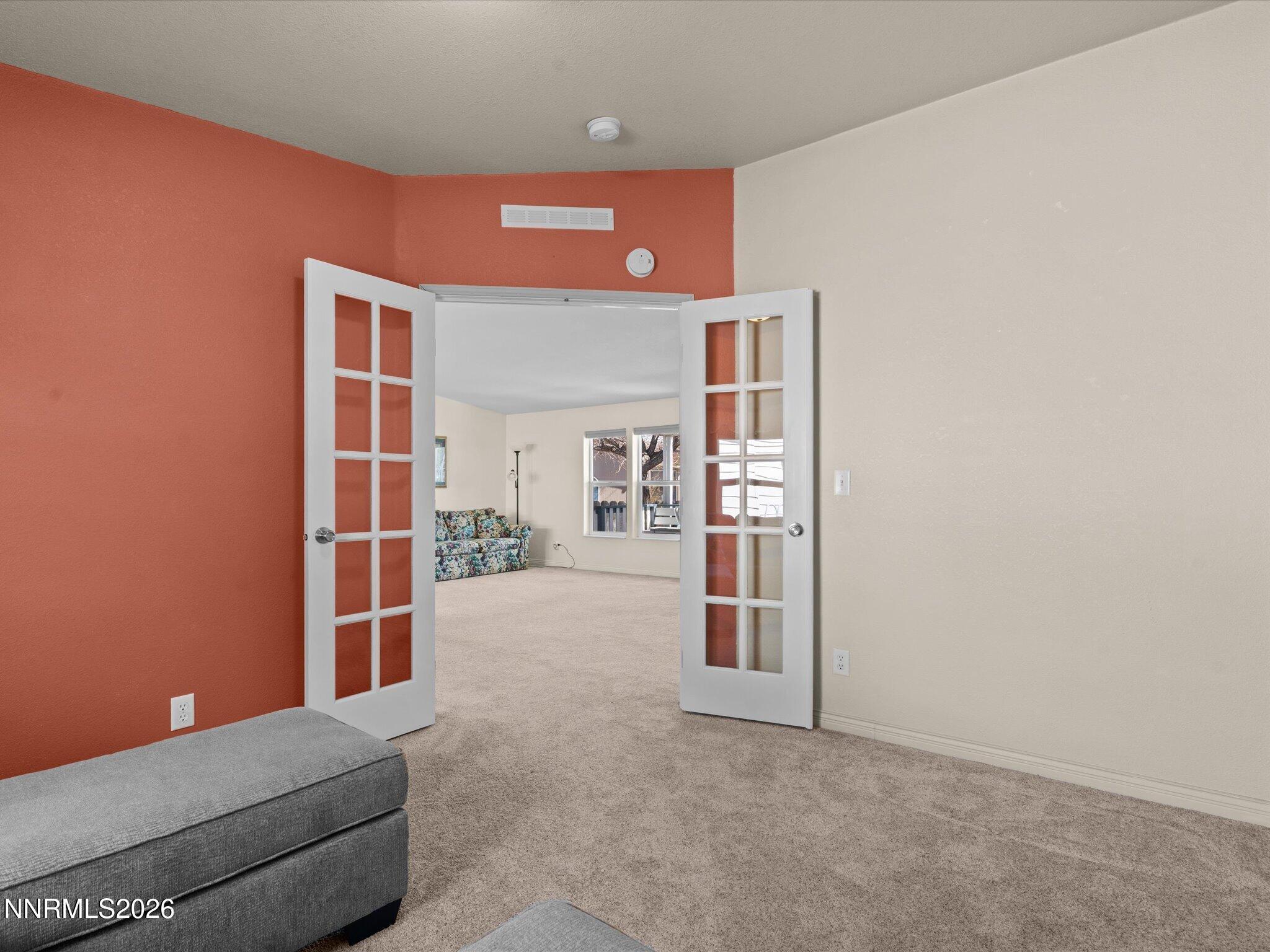 Image 4: 26-1307 Kingslane Ct-125
